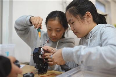 大理北京市初中科学实践活动启动 可选千余课程